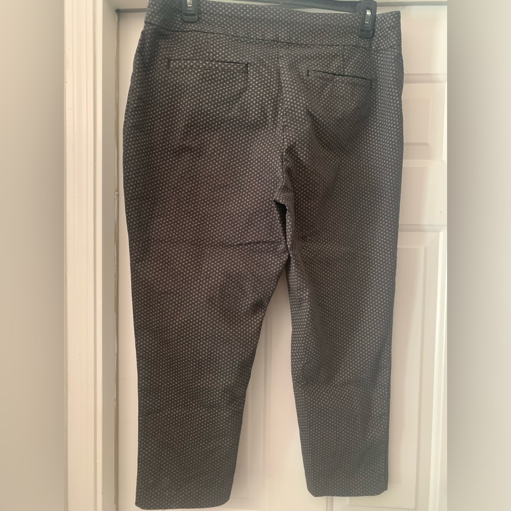 Croft & Borrow women’s cropped size 16W pants - Picture 6 of 7